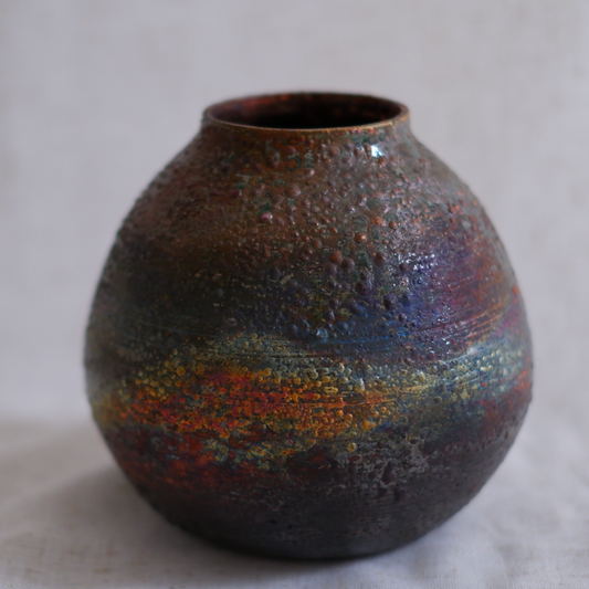 Iridescent Bombshell Vase
