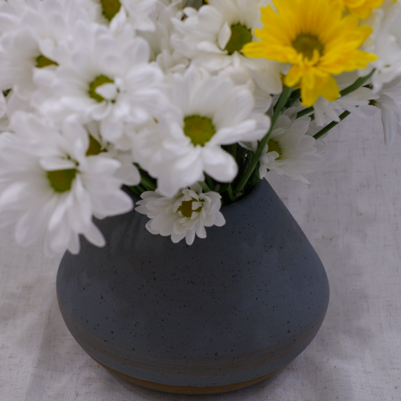 Vase cone béton