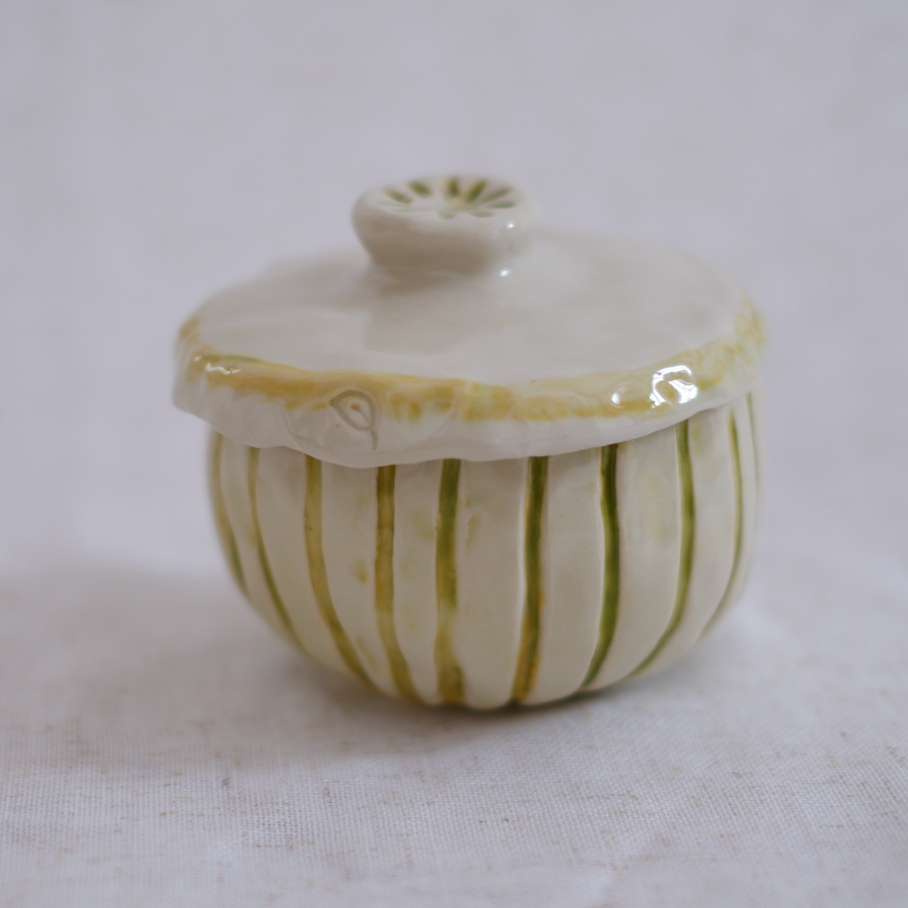 Boîte crème de citron vert pincée