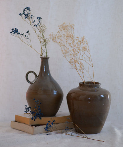 Vase en forme d'amphore